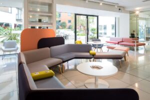 Aménagement de halls d'accueil ou d'espaces d'attente design remarquable - Bloom Inside Lyon