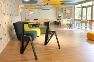 Aménagement espaces de travail, flex-office ou en télétravail, bureaux actifs, électriques, assis-debout - Bloom Inside Lyon